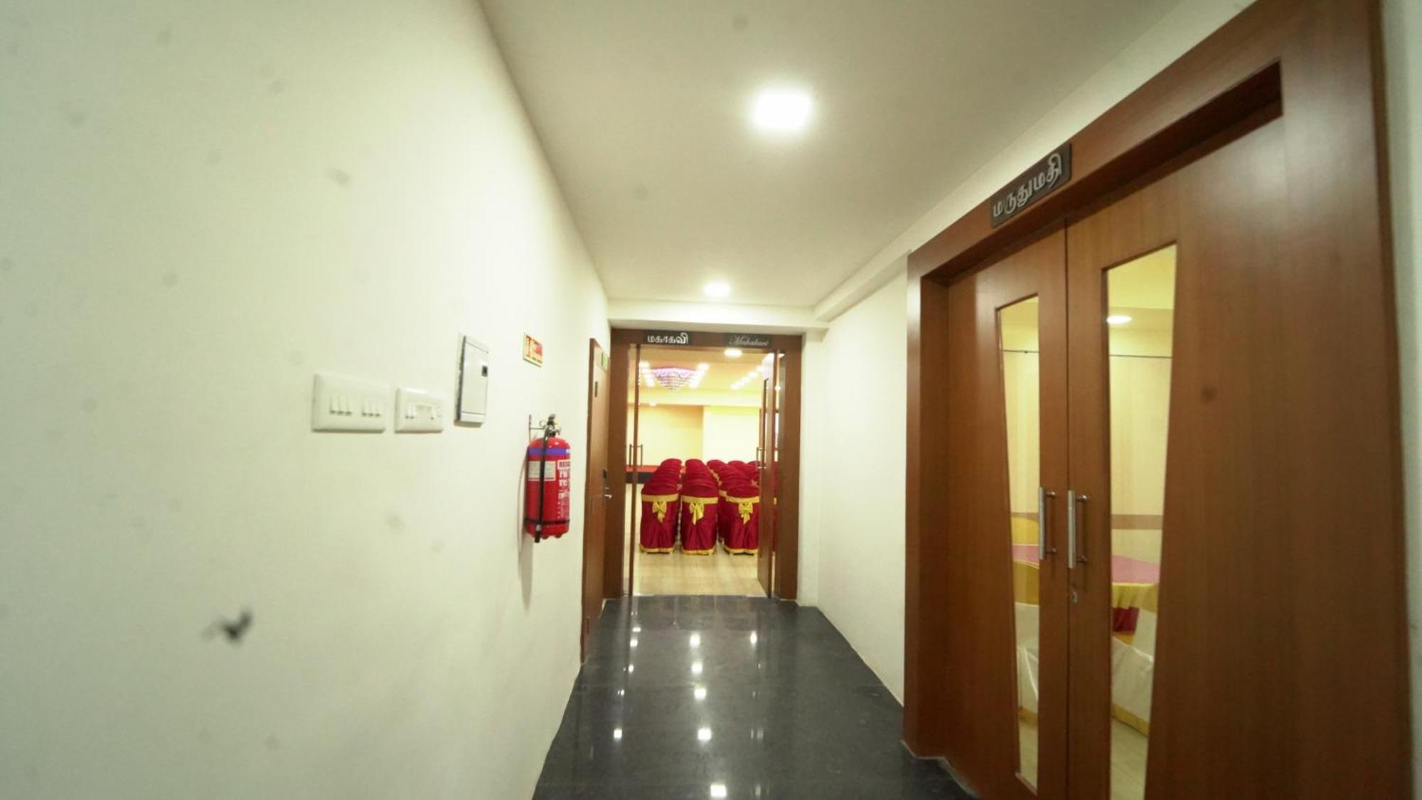 Kfour Apartment & Hotels Private Limited Madurai Εξωτερικό φωτογραφία
